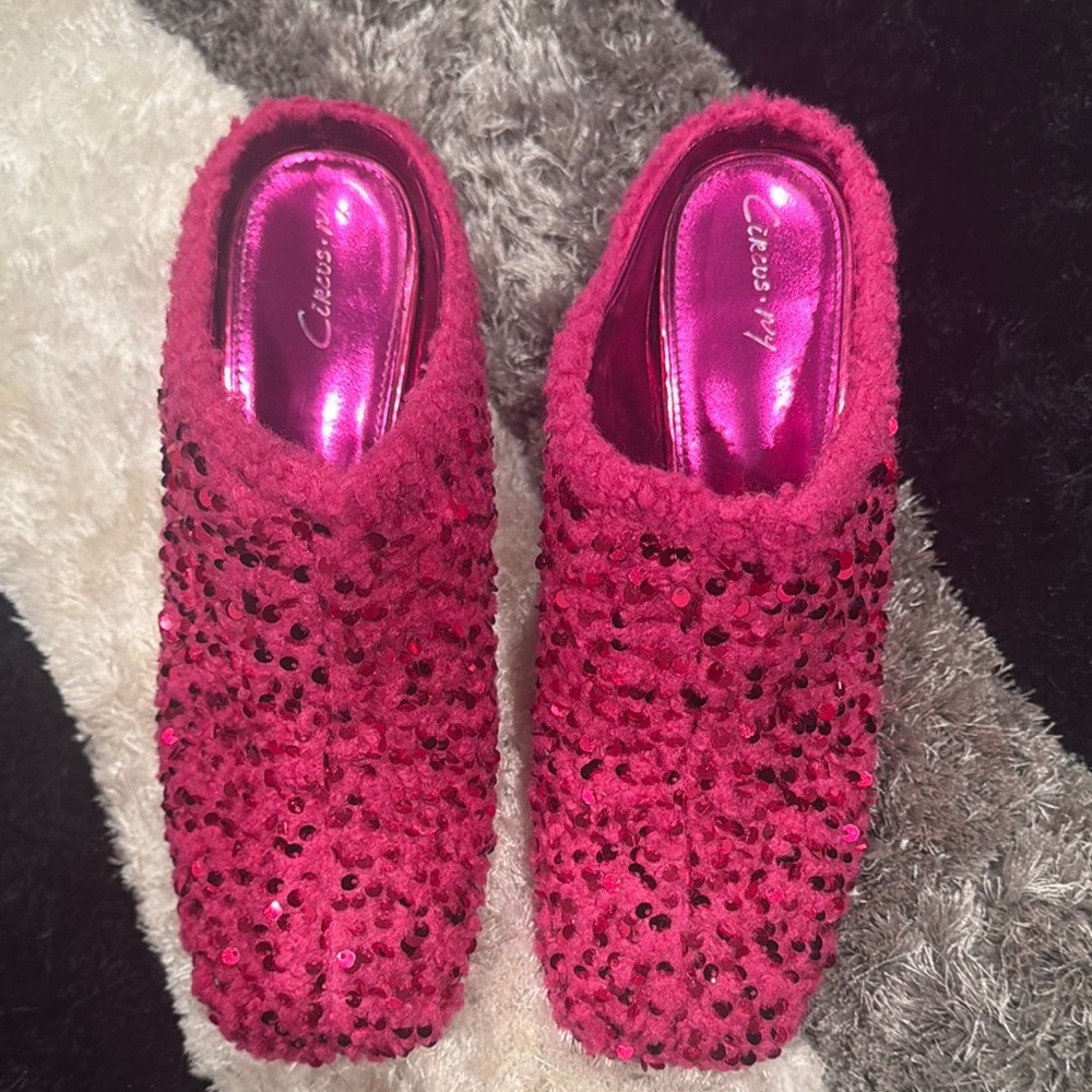 Circus by Sam Edelman Fuchsia Sequin Slippers